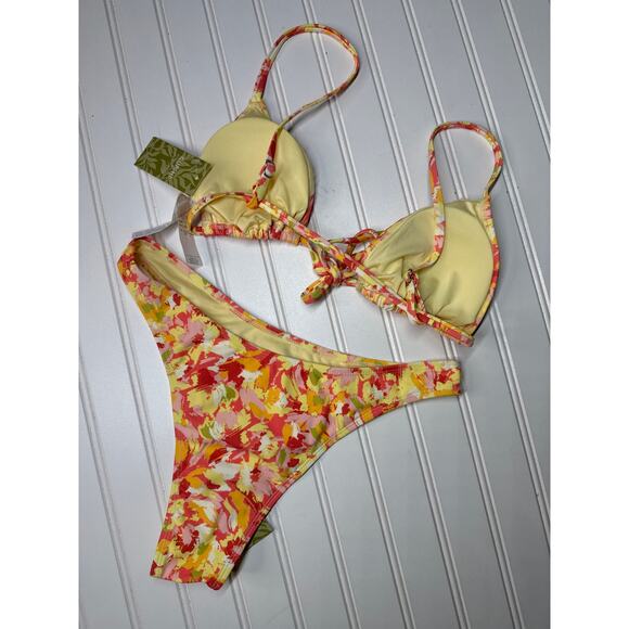 NWT Cupshe Two Piece Swimsuit Bikini Ruffled Triangle High Waist Cheeky BUNDLE M - Picture 6 of 6